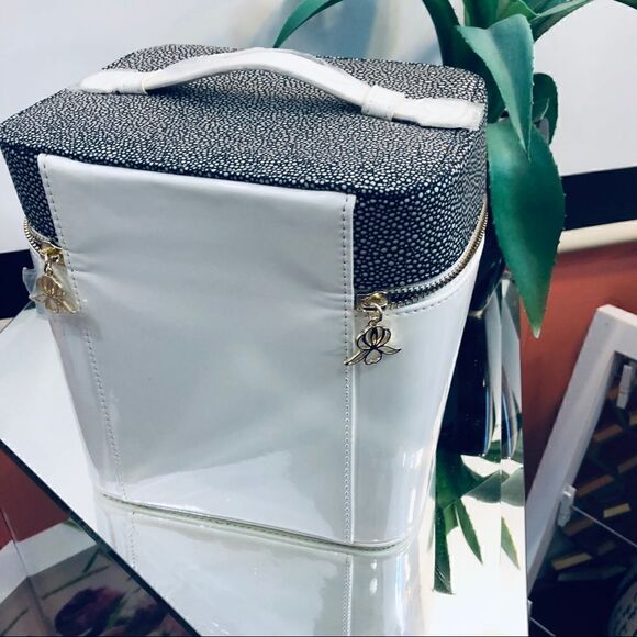 Twelve NYC | cosmetics pouch / bag NWOT - Picture 4 of 5